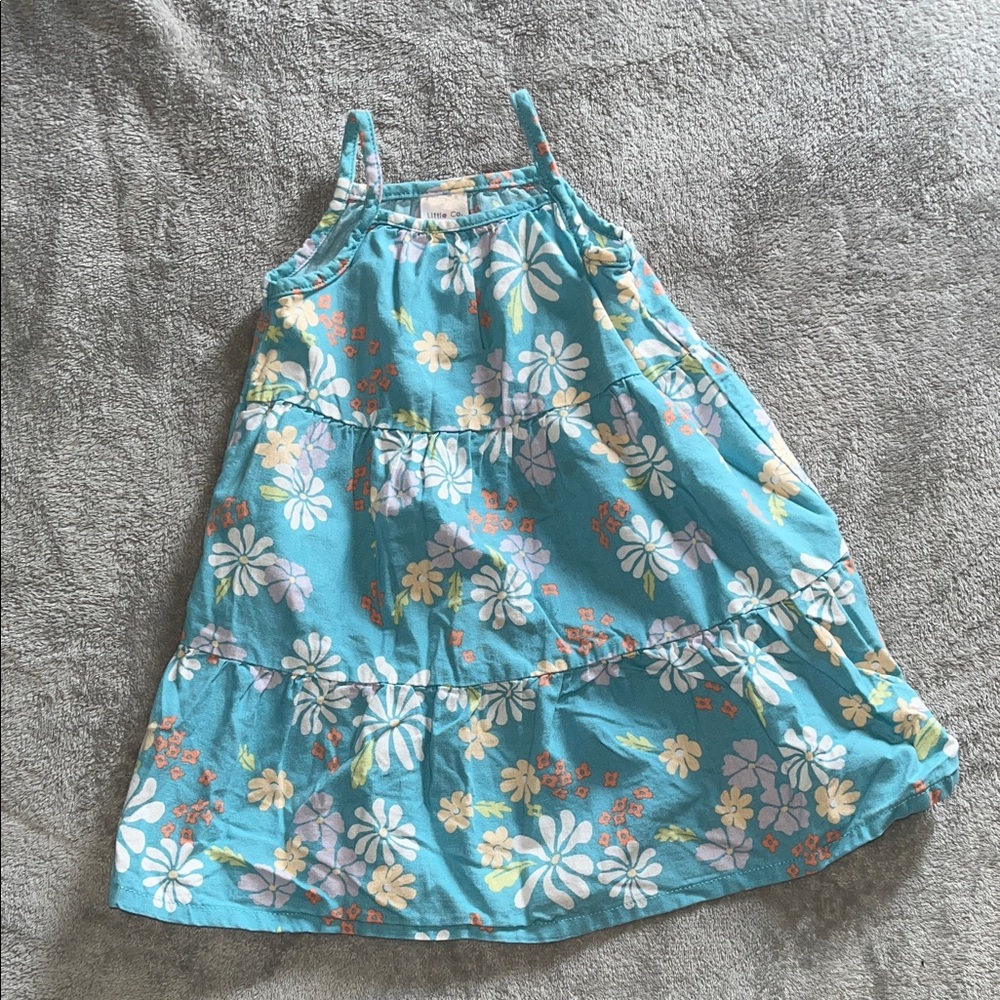 (2) dresses 3t/4t
